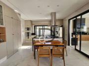 Casa / Sobrado em Condomínio para Venda em Valinhos/SP...