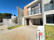 Casa / Sobrado em Condomínio para Venda em Valinhos/SP...