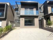 Casa / Sobrado em Condomínio para Venda em Valinhos/SP...