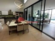 Casa / Sobrado em Condomínio para Venda em Valinhos/SP...