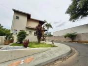 Casa / Sobrado em Condomínio para Venda em Valinhos/SP...