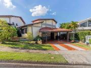 Casa / Sobrado em Condomínio para Venda em Valinhos/SP...