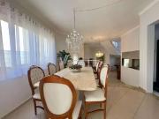 Casa / Sobrado em Condomínio para Venda em Valinhos/SP...