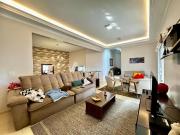 Casa / Sobrado em Condomínio para Venda em Valinhos/SP...