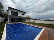 Casa / Sobrado em Condomínio para Venda em Valinhos/SP...