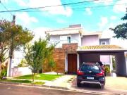 Casa / Sobrado em Condomínio para Venda em Valinhos/SP...