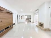 Casa / Sobrado em Condomínio para Venda em Valinhos/SP...