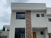 Casa / Sobrado em Condomínio para Venda em Valinhos/SP...