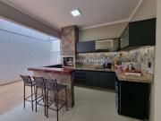 Casa / Sobrado em Condomínio para Venda em Valinhos/SP...