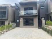 Casa / Sobrado em Condomínio para Venda em Valinhos/SP...