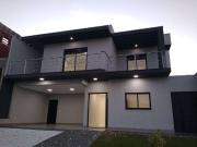 Casa / Sobrado em Condomínio para Venda em Valinhos/SP...