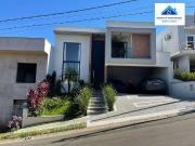 Casa / Sobrado em Condomínio para Venda em Valinhos/SP...