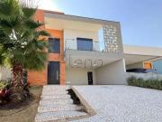 Casa / Sobrado em Condomínio para Venda em Valinhos/SP...