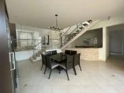 Casa / Sobrado em Condomínio para Venda em Valinhos/SP...