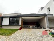 Casa / Sobrado em Condomínio para Venda em Valinhos/SP...