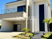 Casa / Sobrado em Condomínio para Venda em Valinhos/SP...