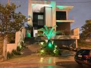 Casa / Sobrado em Condomínio para Venda em Valinhos/SP...