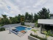 Casa / Sobrado em Condomínio para Venda em Valinhos/SP...