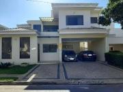 Casa / Sobrado em Condomínio para Venda em Valinhos/SP...