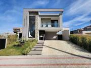 Casa / Sobrado em Condomínio para Venda em Vargem Grande...