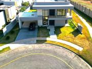 Casa / Sobrado em Condomínio para Venda em Várzea...
