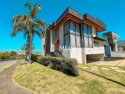 Casa / Sobrado em Condomínio para Venda em Vespasiano/MG...