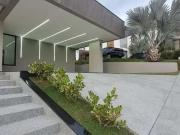 Casa / Sobrado em Condomínio para Venda em Vespasiano/MG...