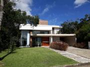 Casa / Sobrado em Condomínio para Venda em Viamão/RS...