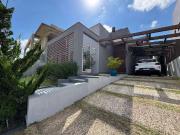 Casa / Sobrado em Condomínio para Venda em Viamão/RS...