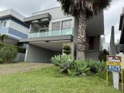 Casa / Sobrado em Condomínio para Venda em Viamão/RS...