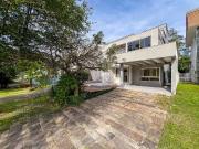 Casa / Sobrado em Condomínio para Venda em Viamão/RS...