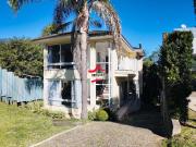 Casa / Sobrado em Condomínio para Venda em Viamão/RS...
