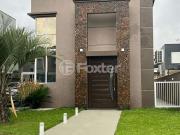 Casa / Sobrado em Condomínio para Venda em Viamão/RS...