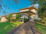 Casa / Sobrado em Condomínio para Venda em Vinhedo/SP...