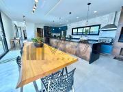 Casa / Sobrado em Condomínio para Venda em Vinhedo/SP...