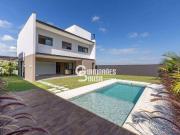 Casa / Sobrado em Condomínio para Venda em Vinhedo/SP...