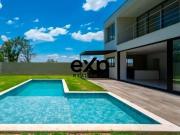 Casa / Sobrado em Condomínio para Venda em Vinhedo/SP...