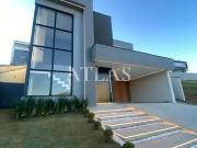 Casa / Sobrado em Condomínio para Venda em Volta...