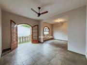 Casa / Sobrado em Condomínio para Venda em Volta...