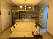 Casa / Sobrado em Condomínio para Venda em Volta...