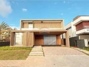 Casa / Sobrado em Condomínio para Venda em Votorantim/SP...