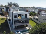Casa / Sobrado em Condomínio para Venda em Votorantim/SP...