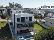 Casa / Sobrado em Condomínio para Venda em Votorantim/SP...