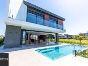 Casa / Sobrado em Condomínio para Venda em Xangri Lá/RS...