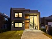 Casa / Sobrado em Condomínio para Venda em Xangri Lá/RS...