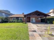 Casa / Sobrado em Condomínio para Venda em Xangri Lá/RS...