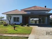 Casa / Sobrado em Condomínio para Venda em Xangri Lá/RS...