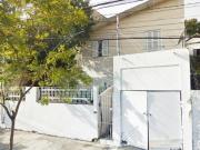 CASA SOBRADO FRENTE 12,00 x 26,92 FUNDOS