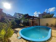 Casa sobrado no bairro Nossa Senhora das Graças em...