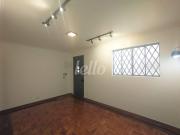 Casa sobrado para alugar com 2 quartos, 70m²